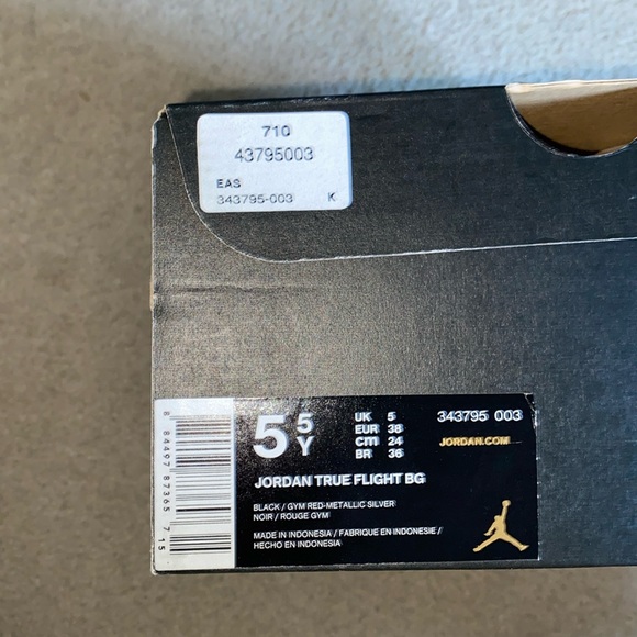 Air Jordan 11 Retro Win Like ‘96 - Picture 10 of 12